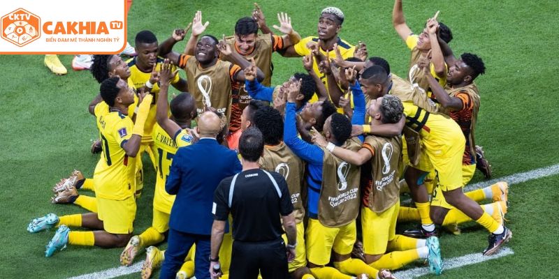 Các pha ăn mừng lạ trong bóng đá