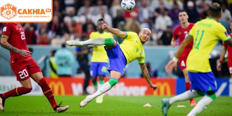 Đặc điểm của những cú sút xa đẹp